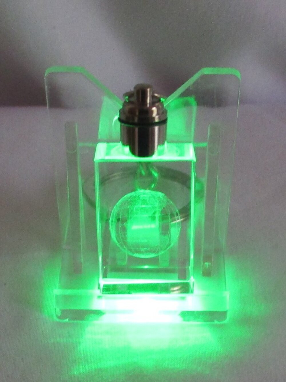 Earth Crystal Keychains with LED Light Display with Box - Picture 5 of 7